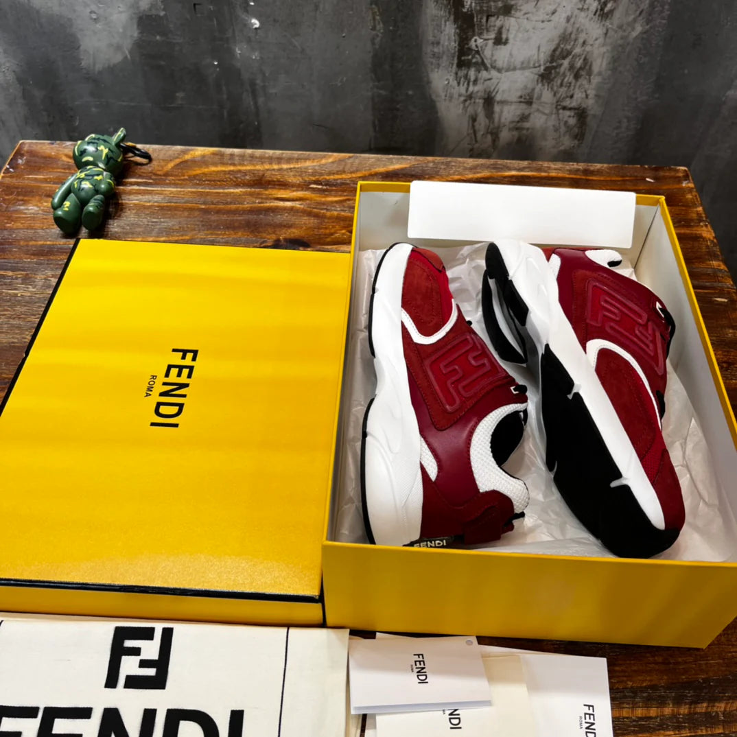 FENDI SNEAKER