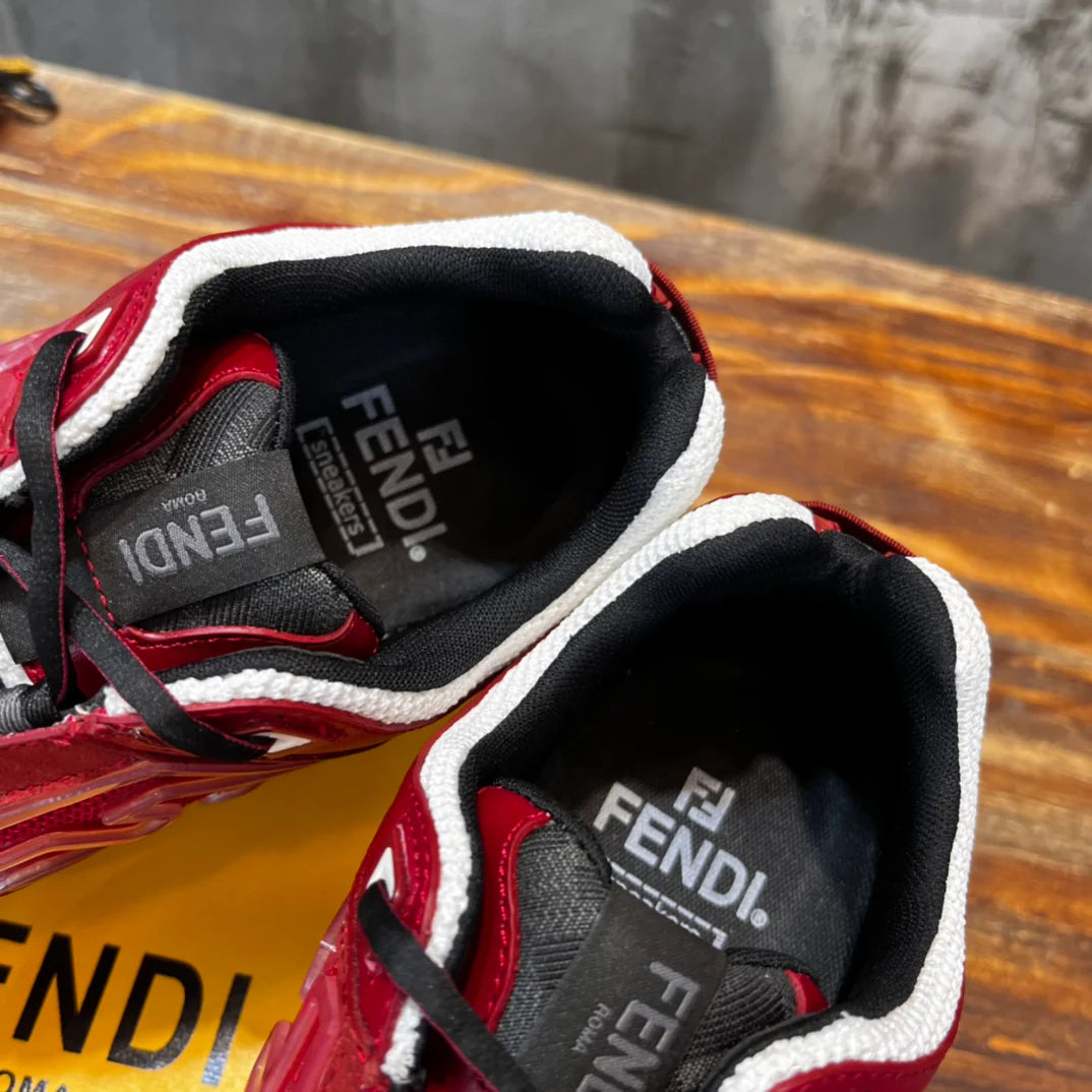 FENDI SNEAKER