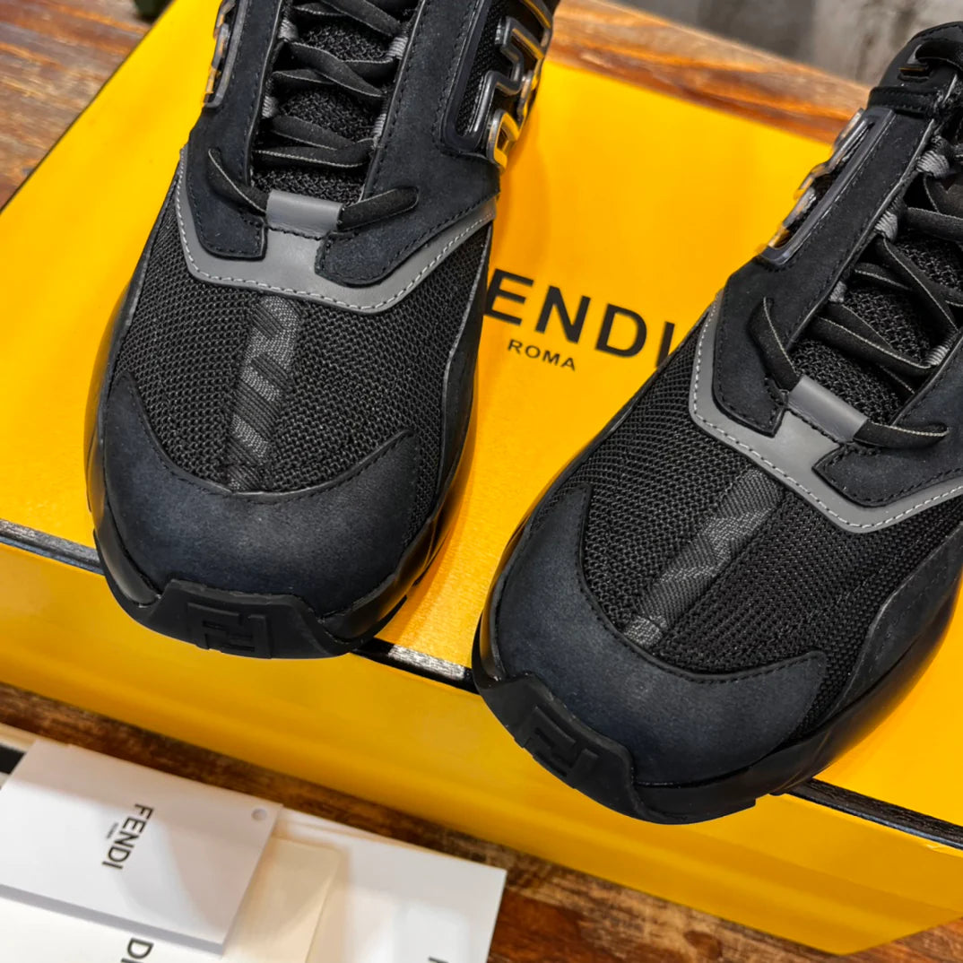 FENDI SNEAKER