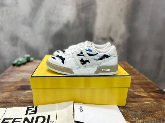 FENDI SNEAKER