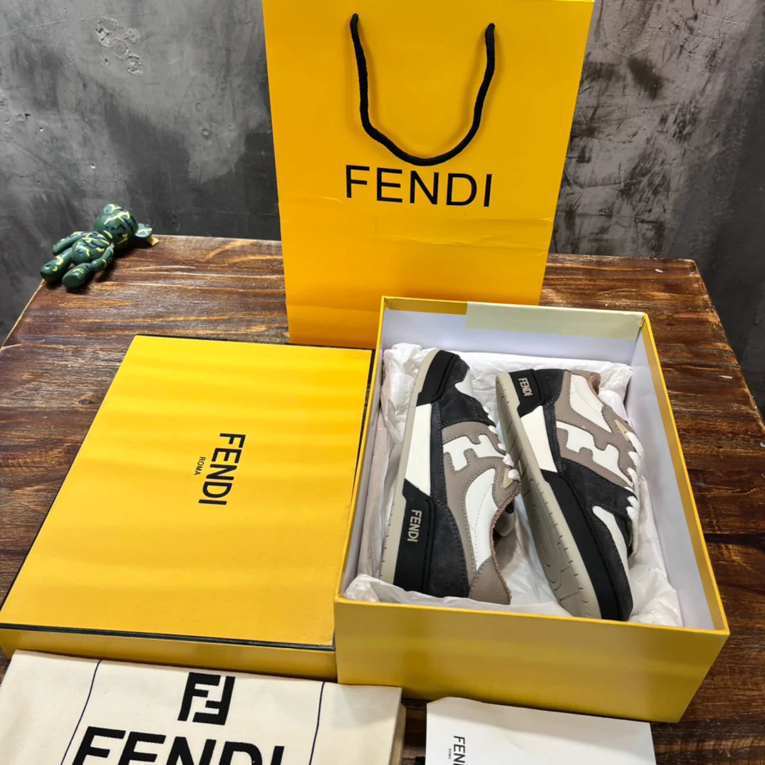 FENDI SNEAKER