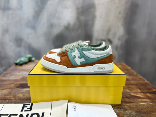 FENDI SNEAKER
