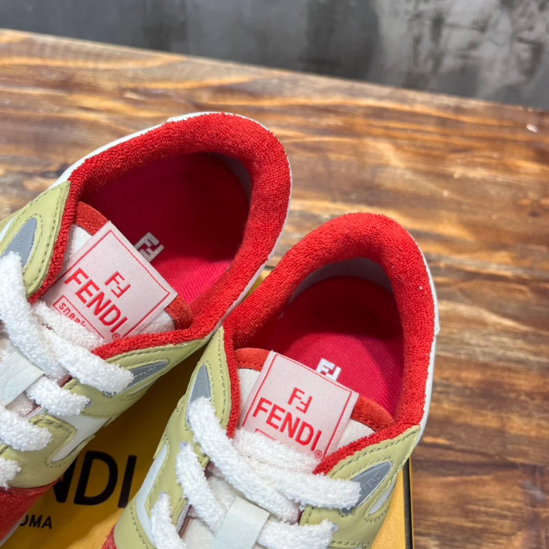 FENDI SNEAKER