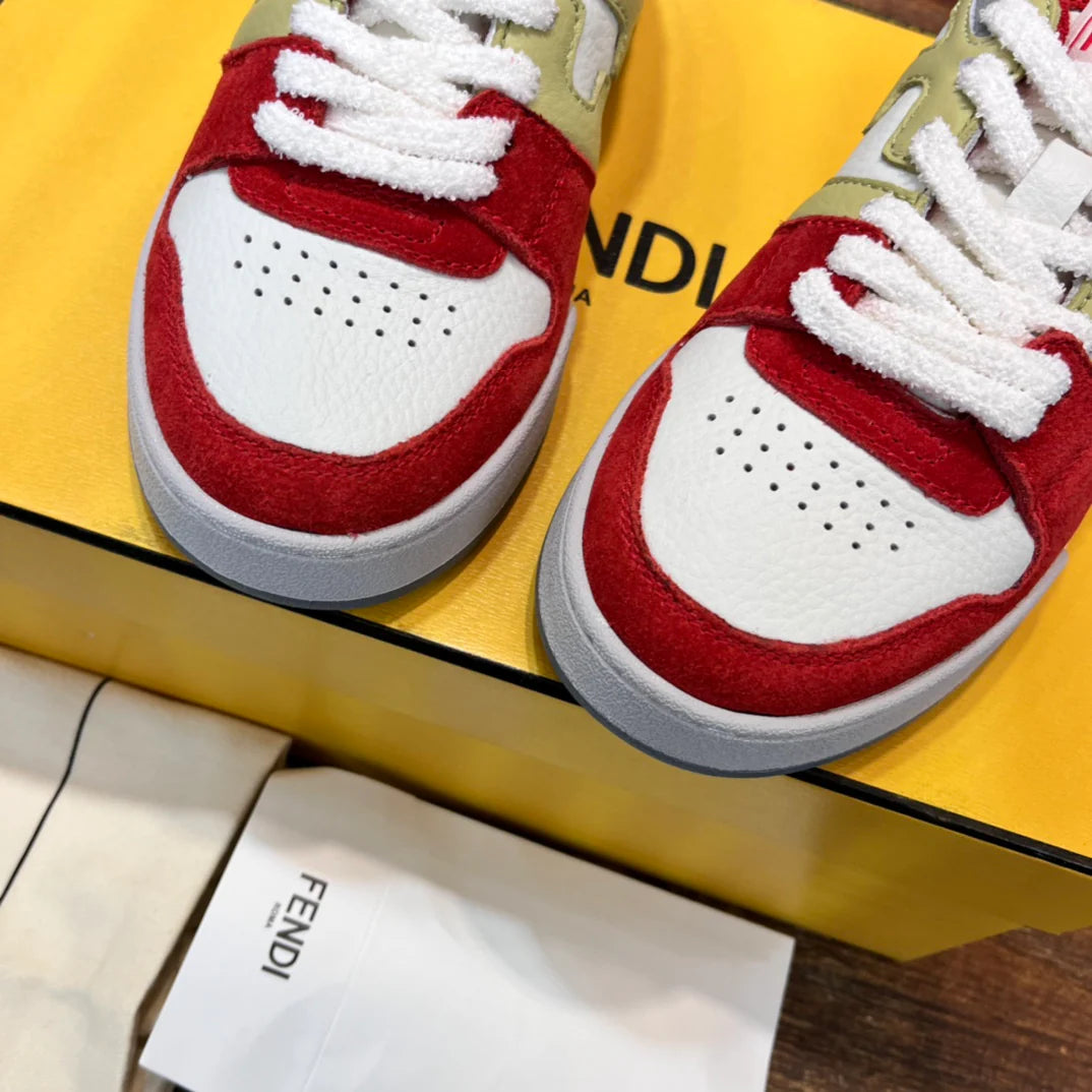FENDI SNEAKER