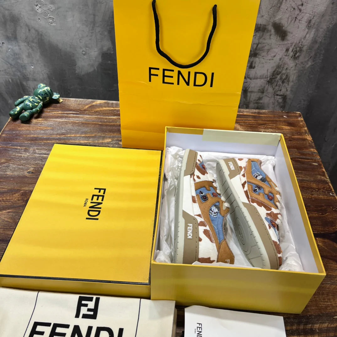 FENDI SNEAKER