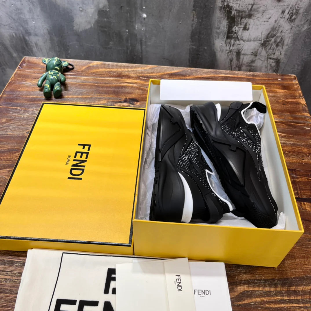 FENDI SNEAKER