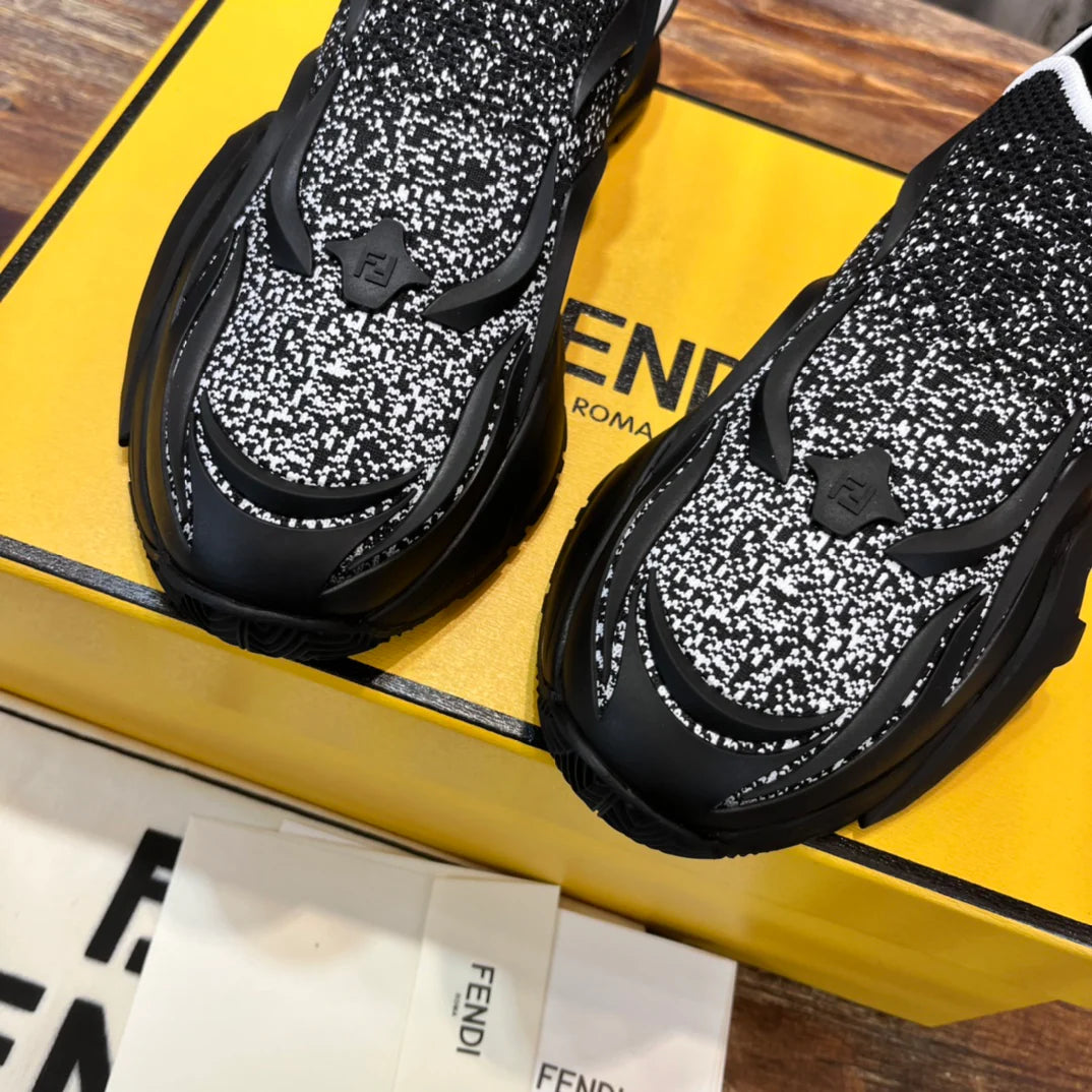 FENDI SNEAKER