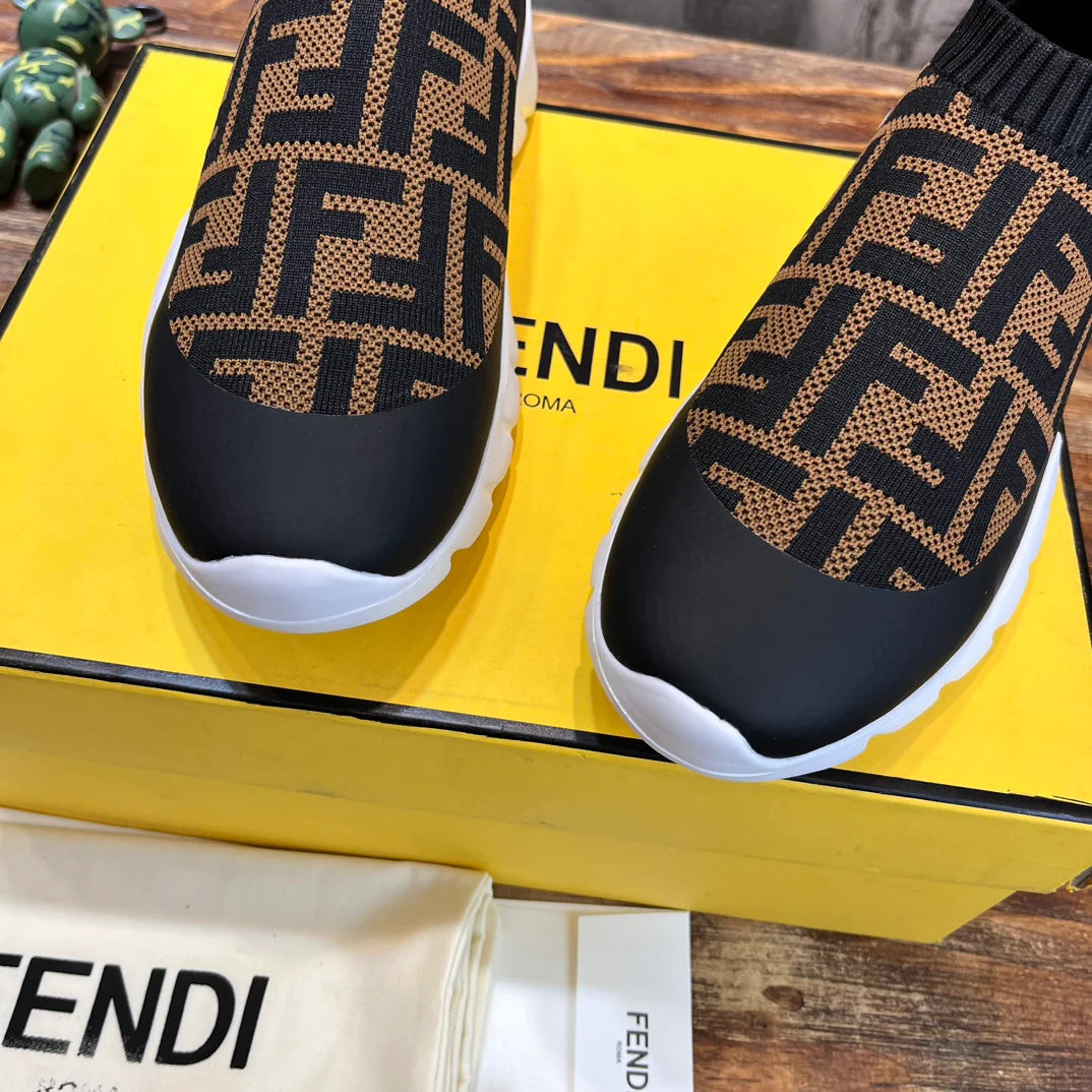 FENDI SNEAKER