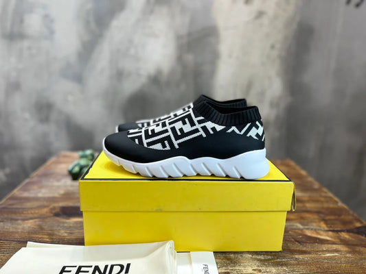 FENDI SNEAKER