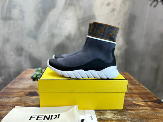 FENDI SNEAKER