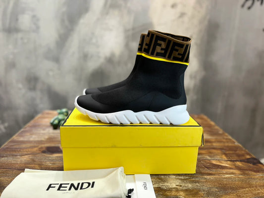 FENDI SNEAKER