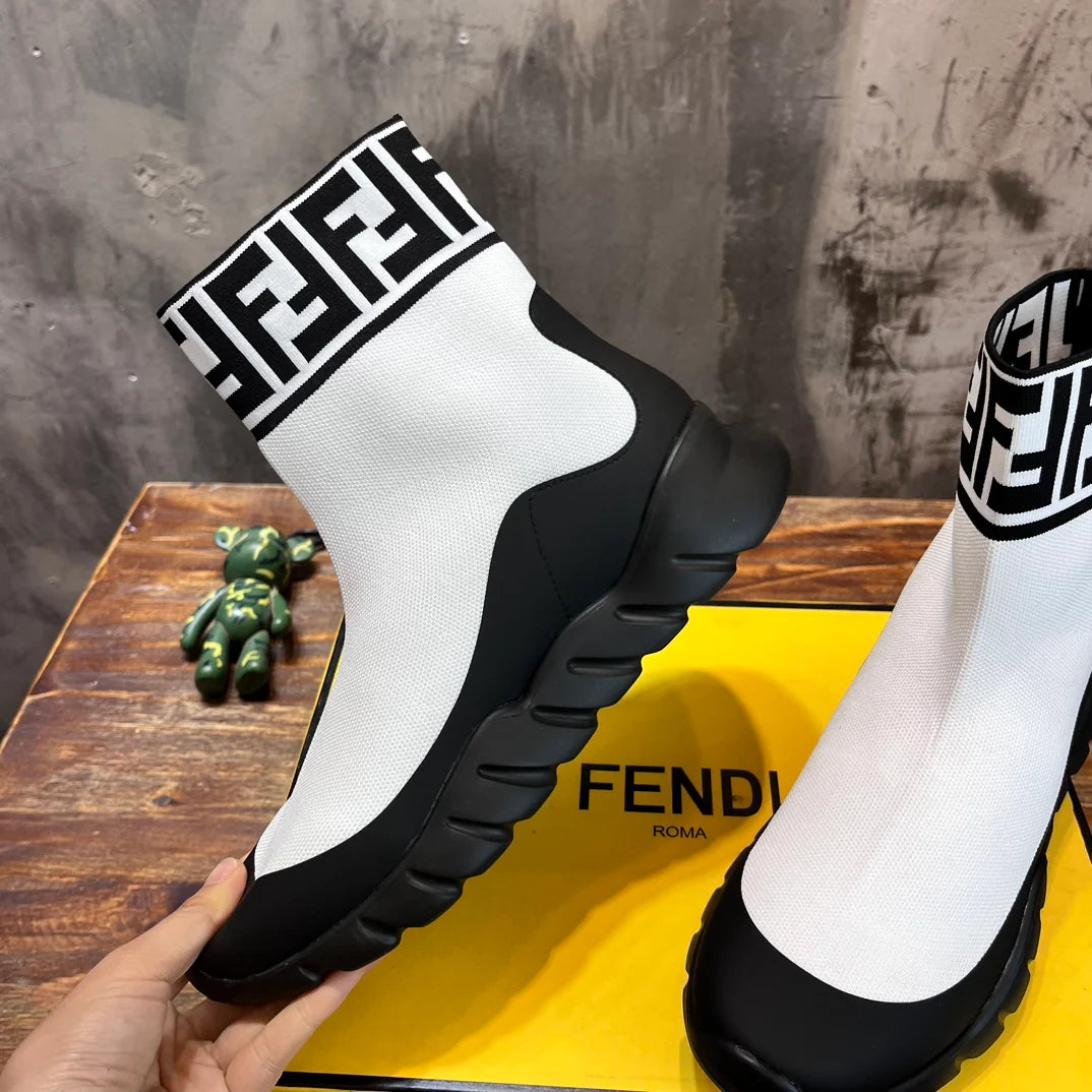 FENDI SNEAKER