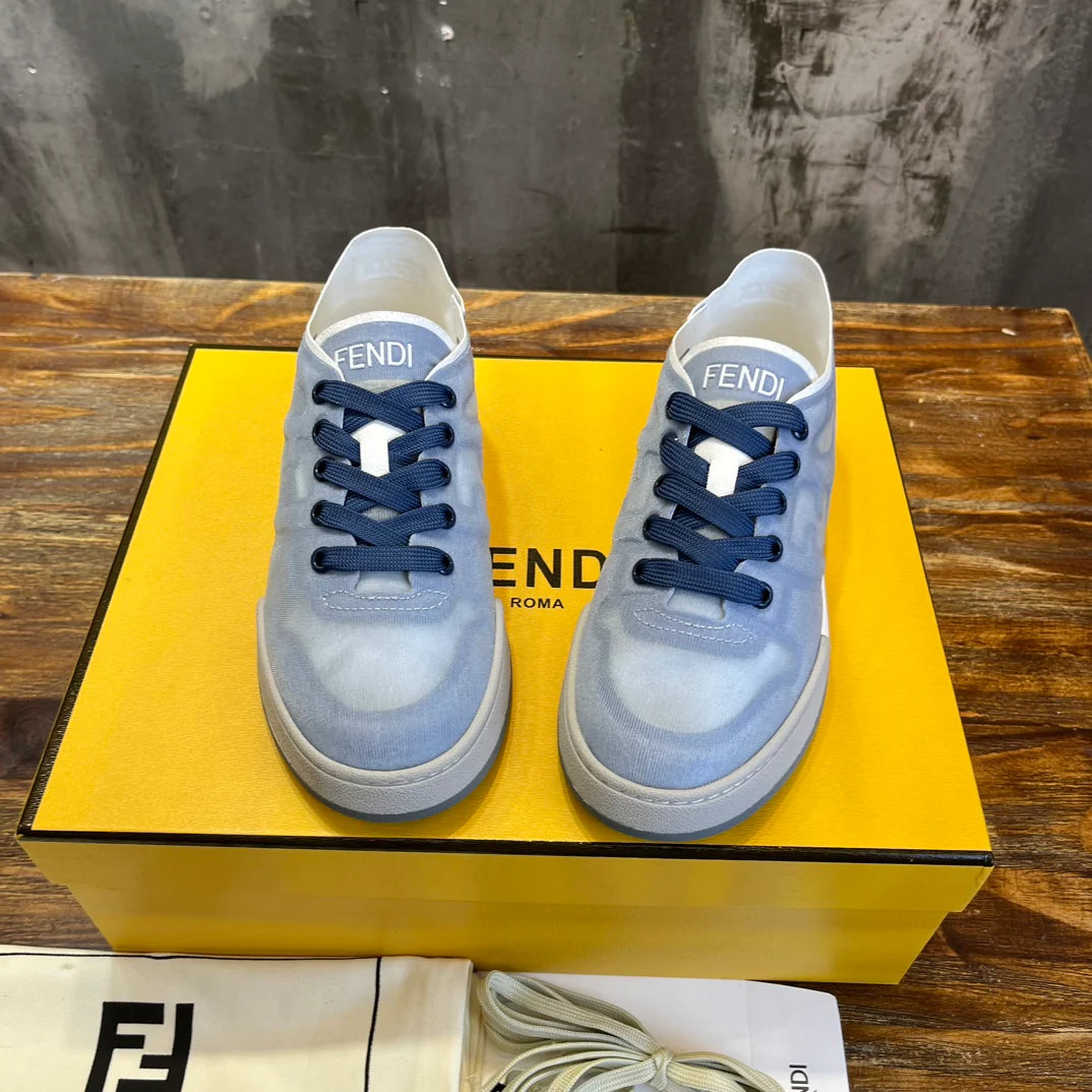 FENDI SNEAKER