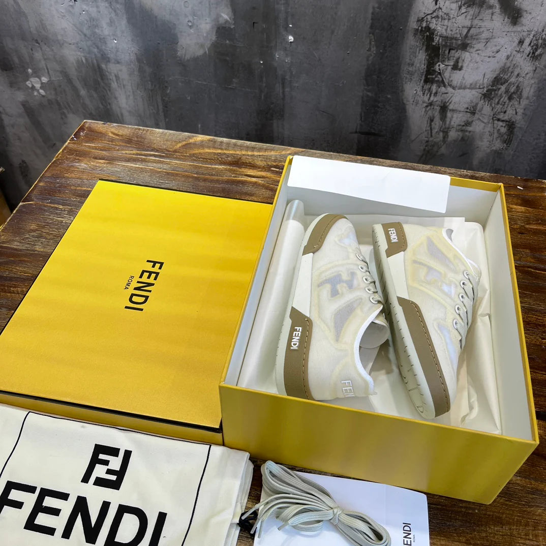 FENDI SNEAKER
