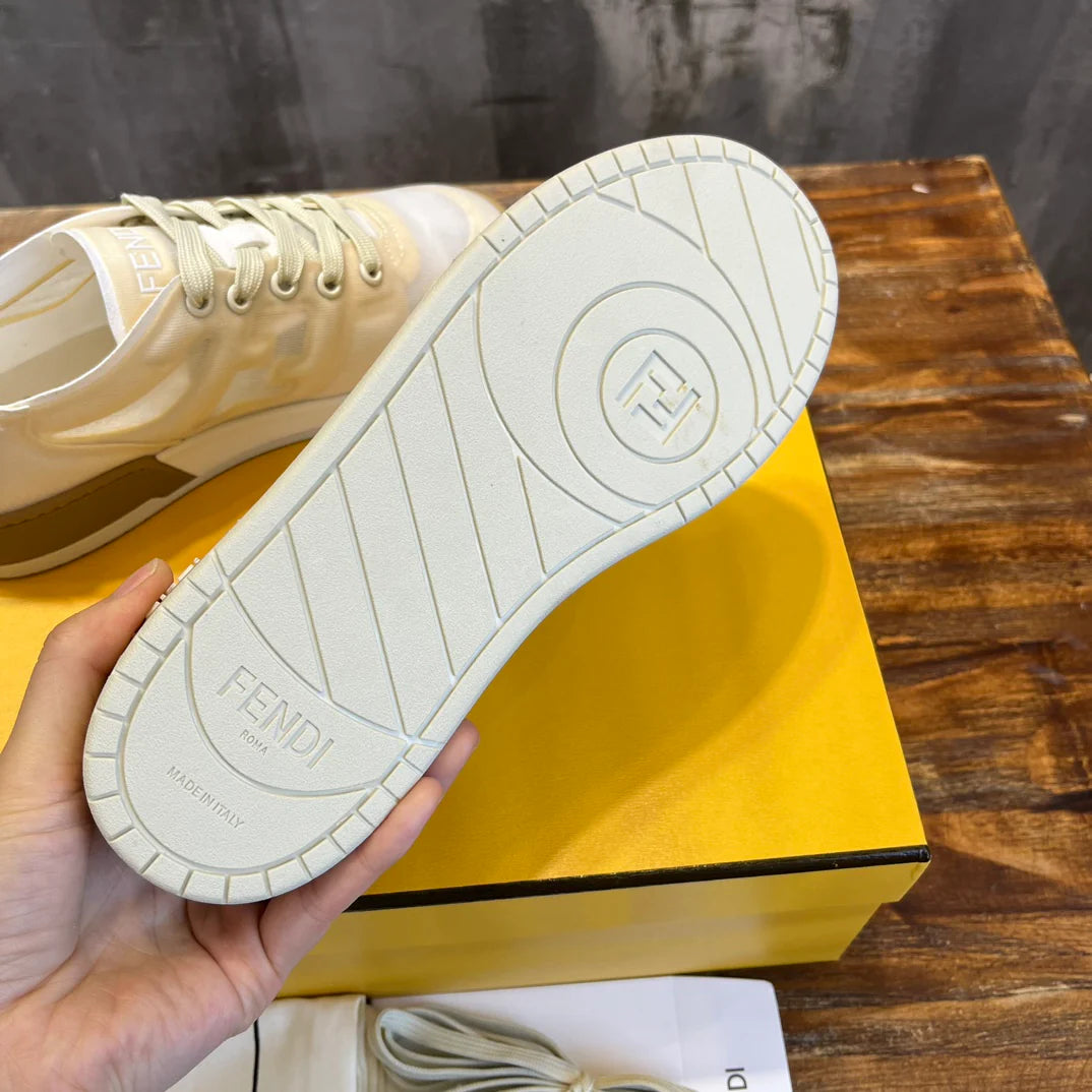 FENDI SNEAKER