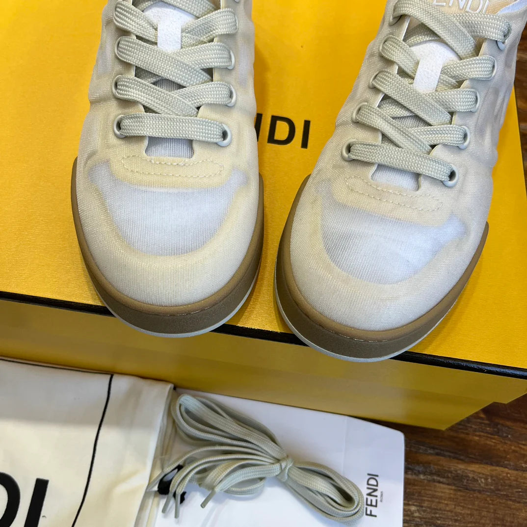 FENDI SNEAKER