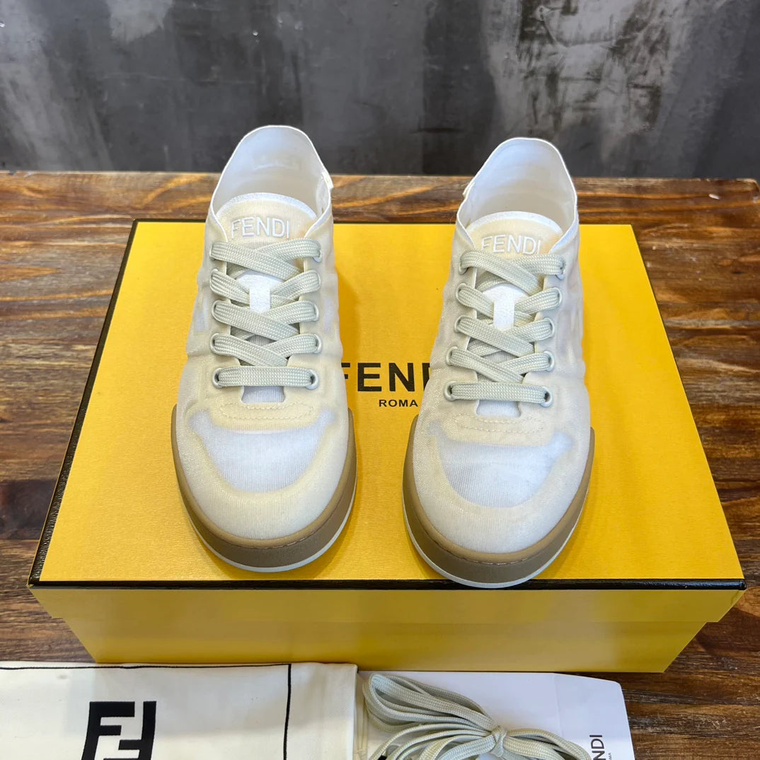FENDI SNEAKER