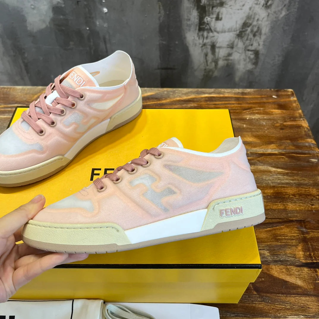 FENDI SNEAKER
