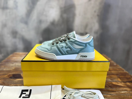 FENDI SNEAKER