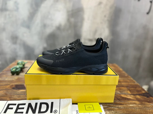 FENDI SNEAKER