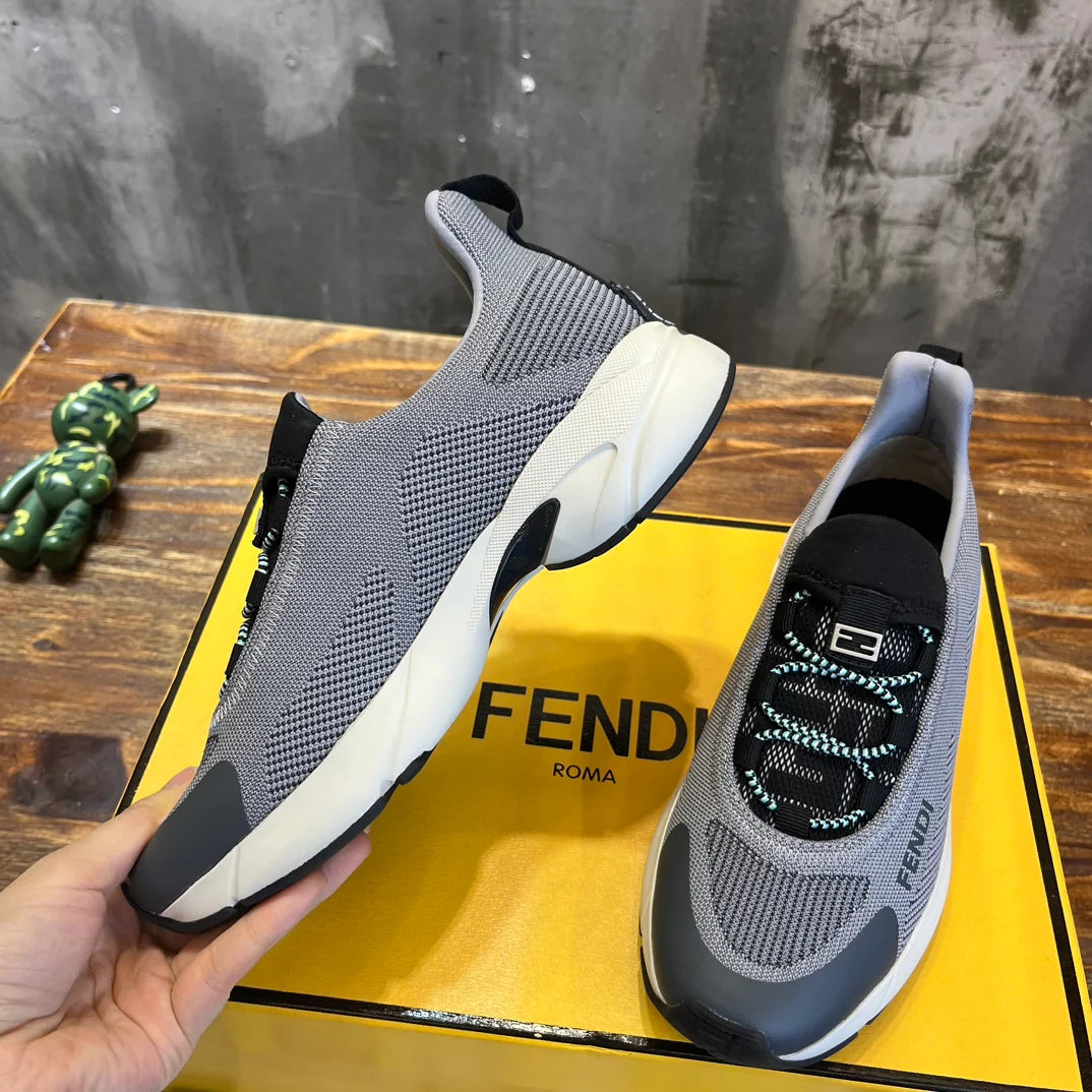 FENDI SNEAKER