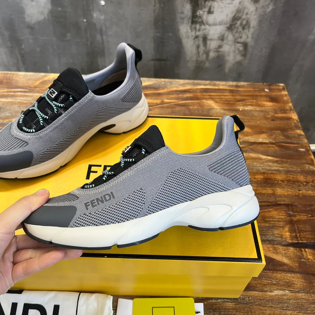 FENDI SNEAKER