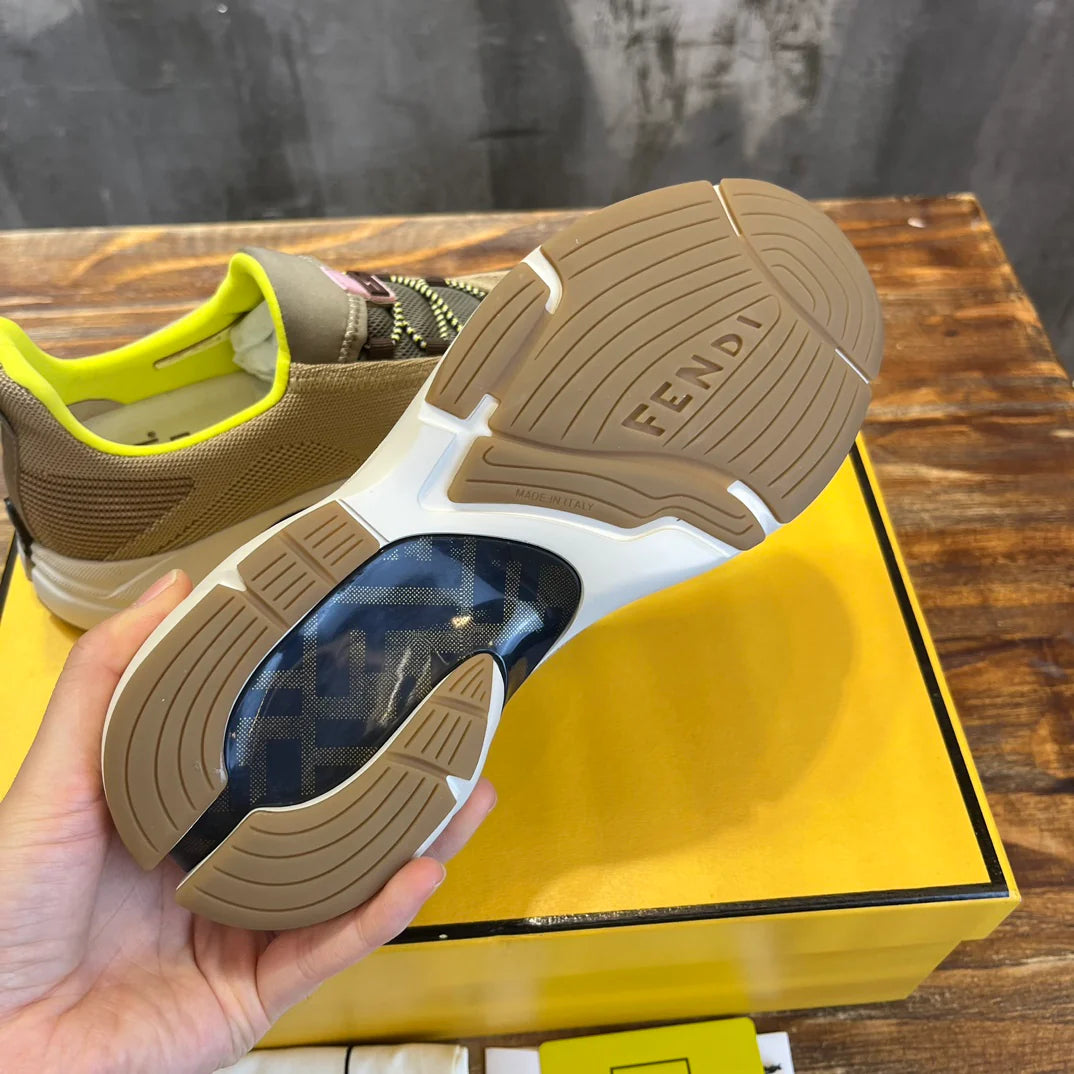 FENDI SNEAKER