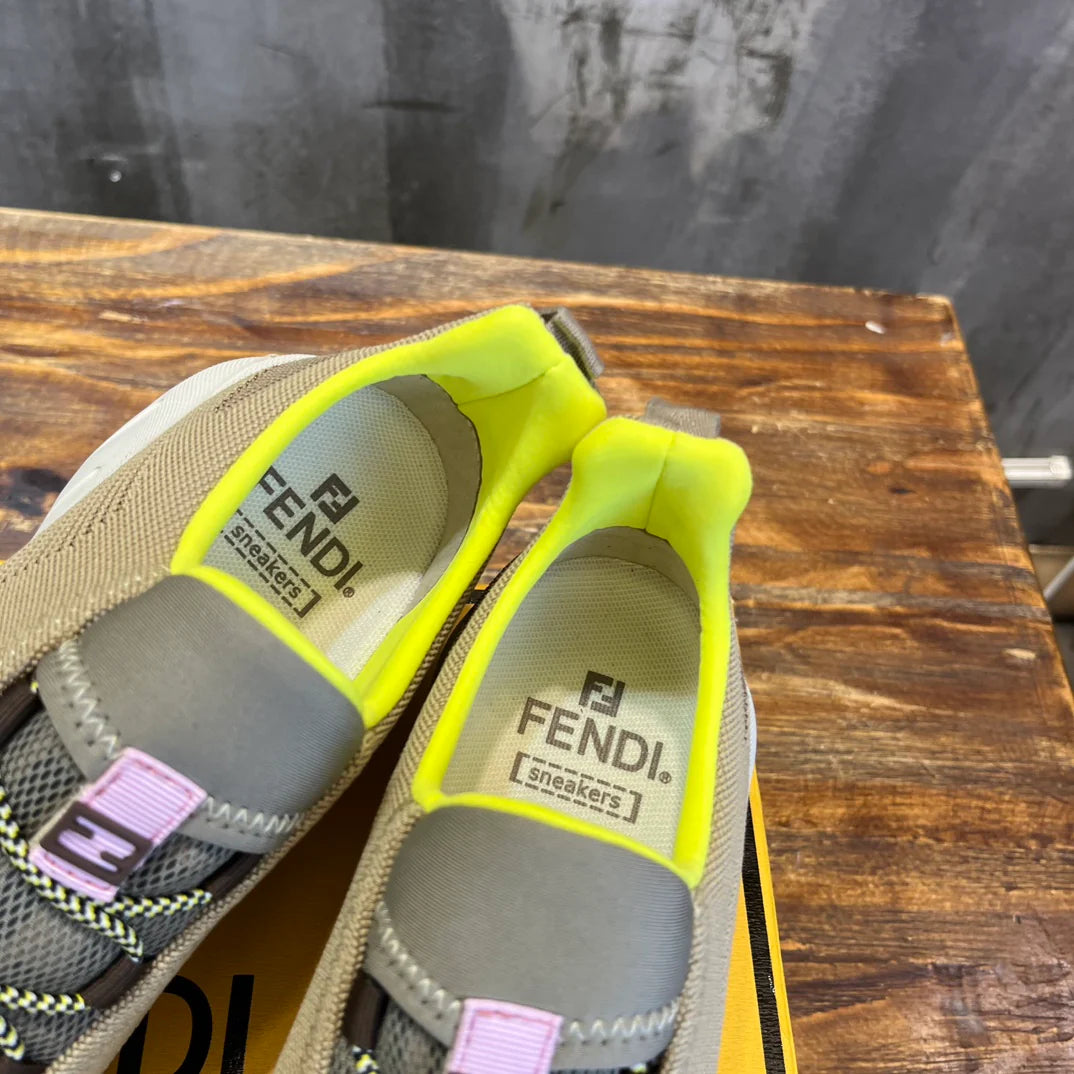FENDI SNEAKER