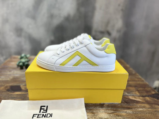 FENDI SNEAKER