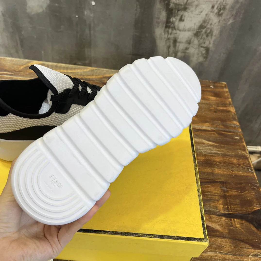 FENDI SNEAKER