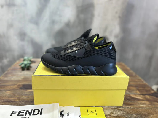 FENDI SNEAKER