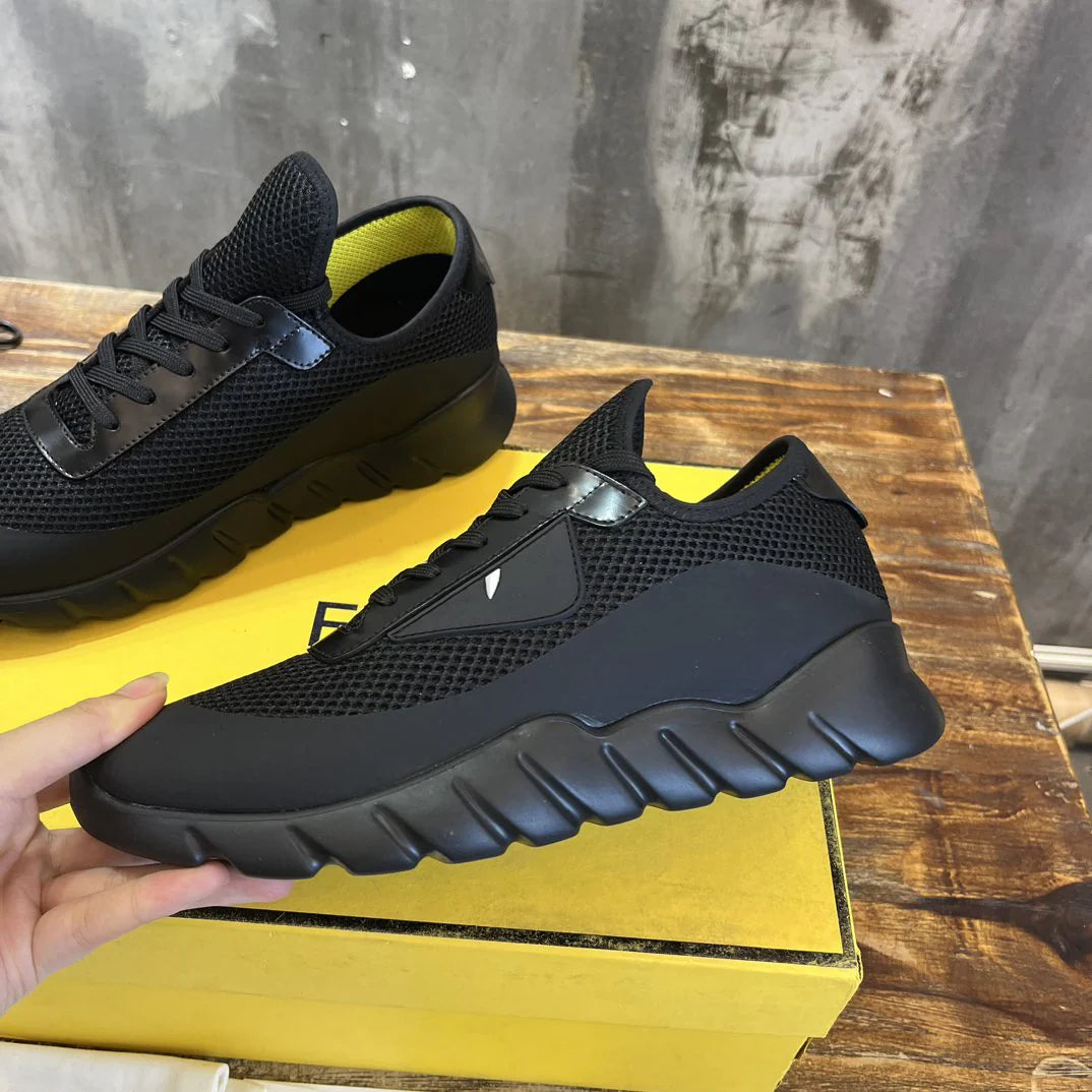 FENDI SNEAKER