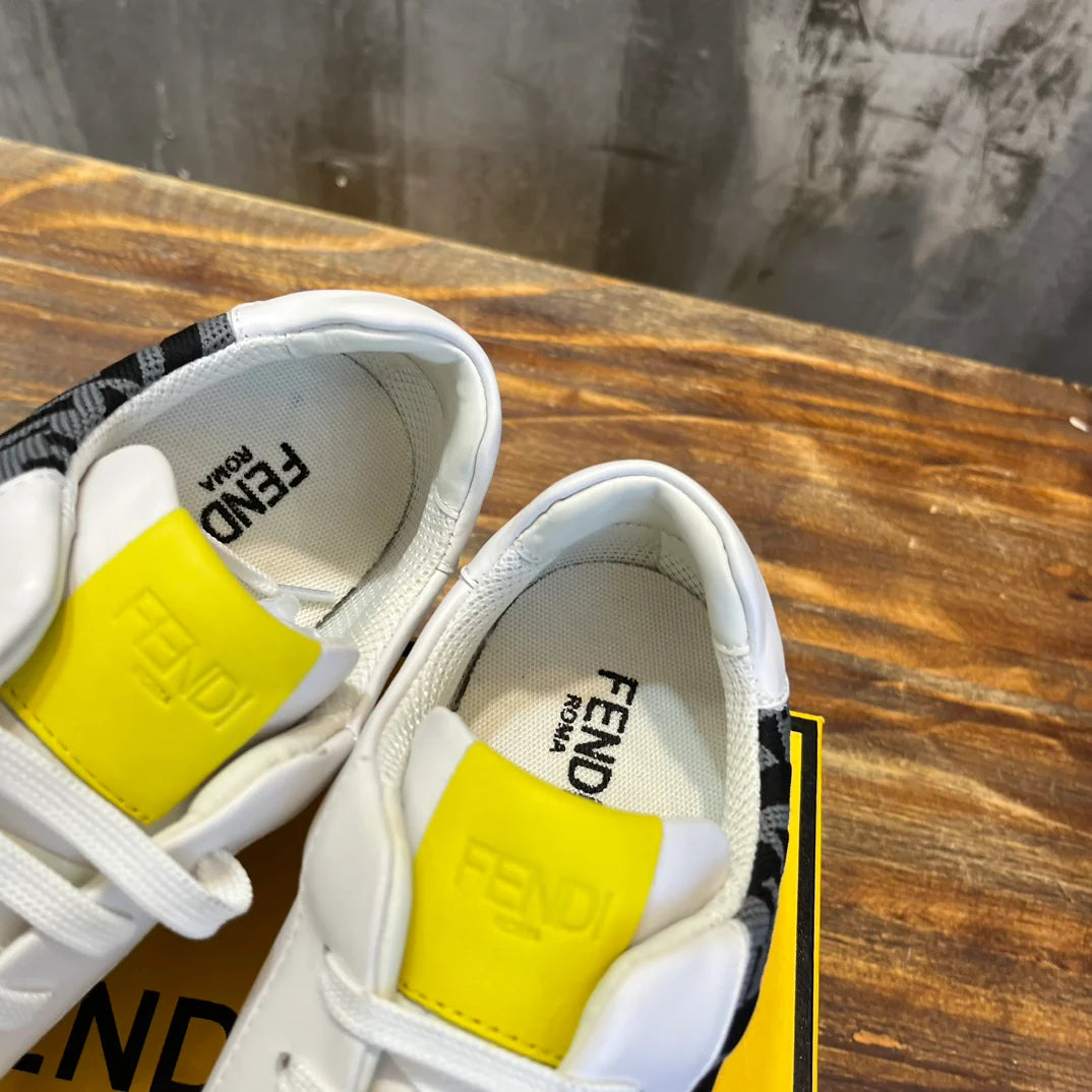 FENDI SNEAKER