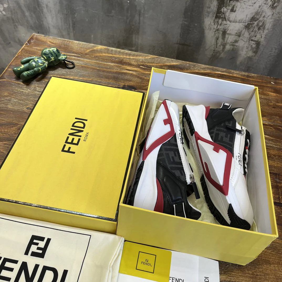 FENDI SNEAKER