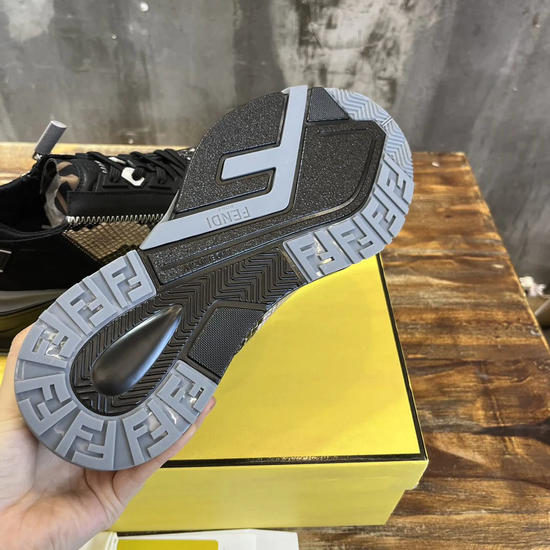 FENDI SNEAKER