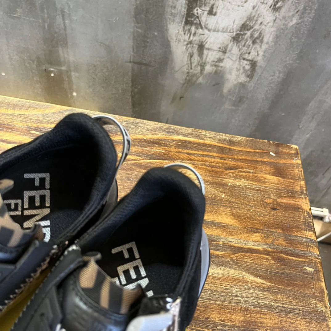 FENDI SNEAKER