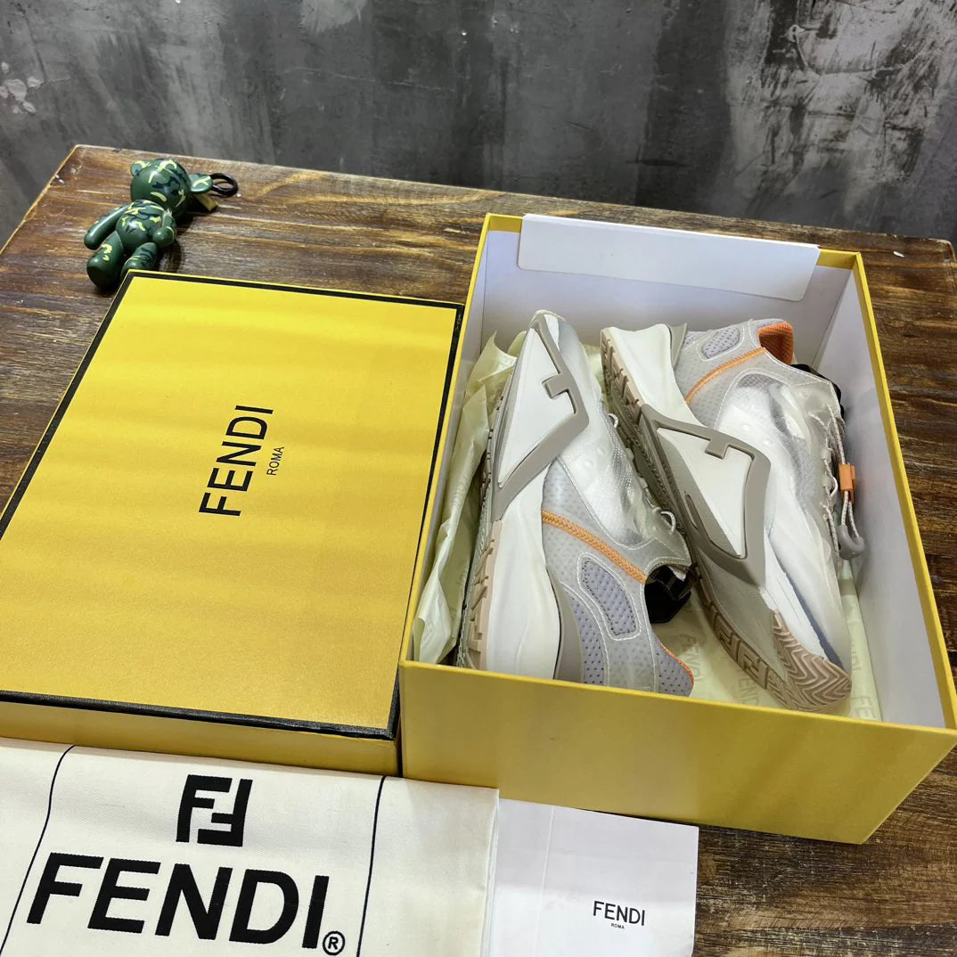 FENDI SNEAKER