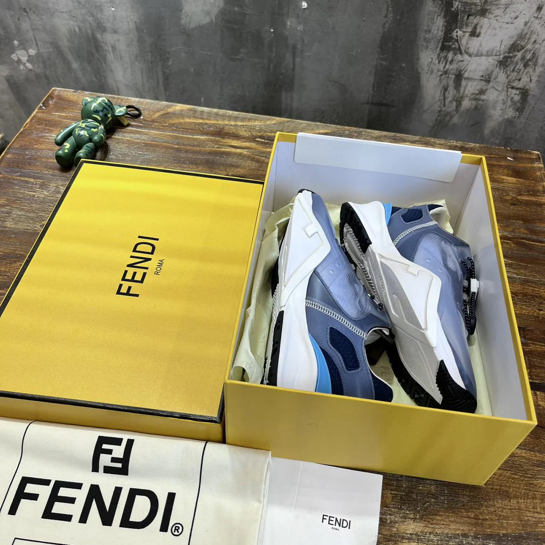 FENDI SNEAKER