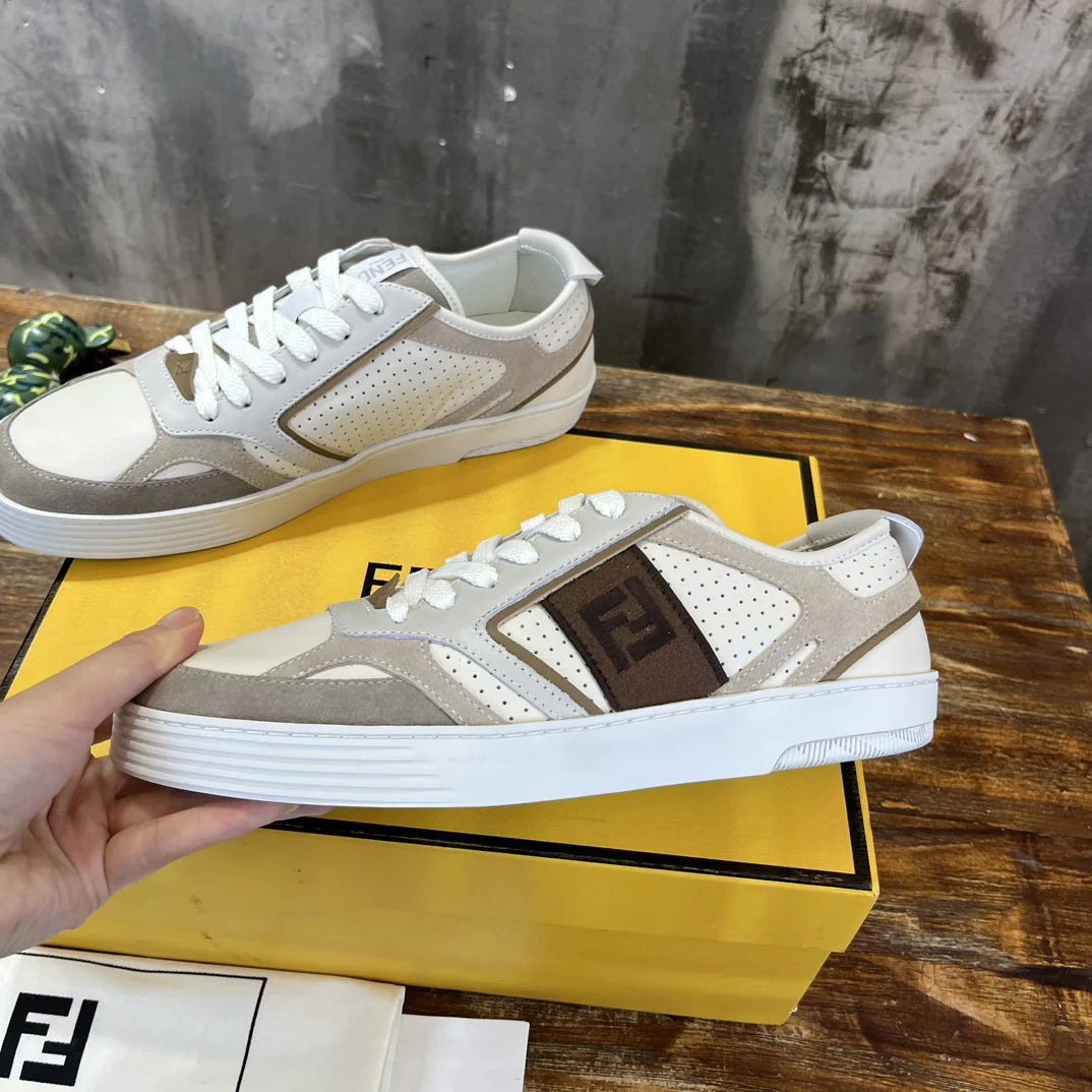FENDI SNEAKER