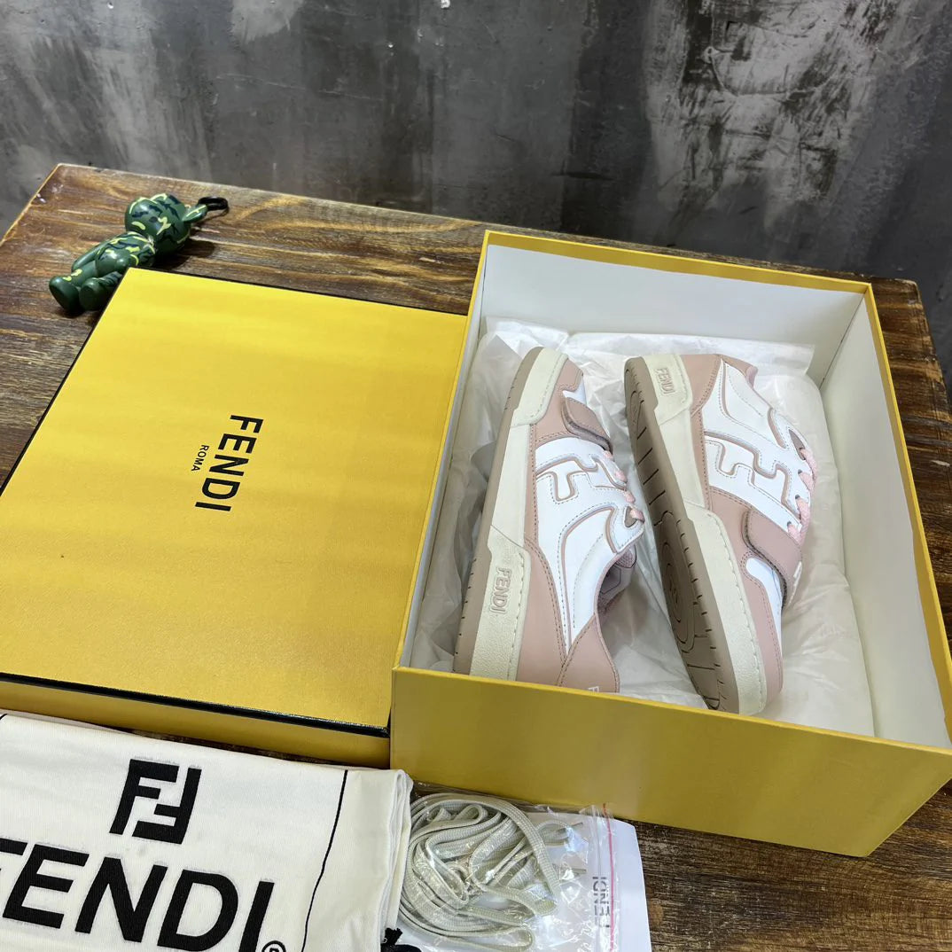 FENDI SNEAKER
