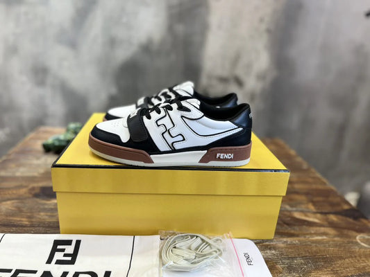 FENDI SNEAKER