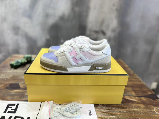 FENDI SNEAKER