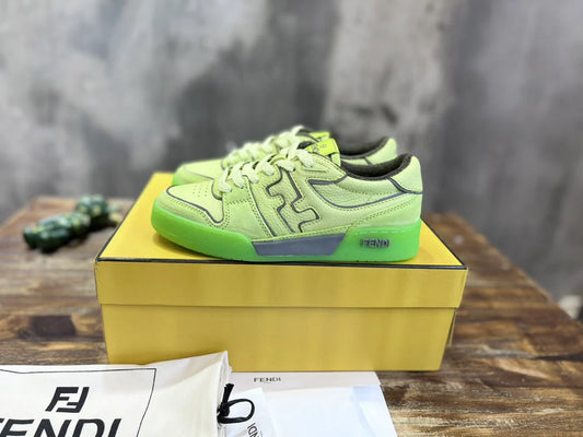 FENDI SNEAKER