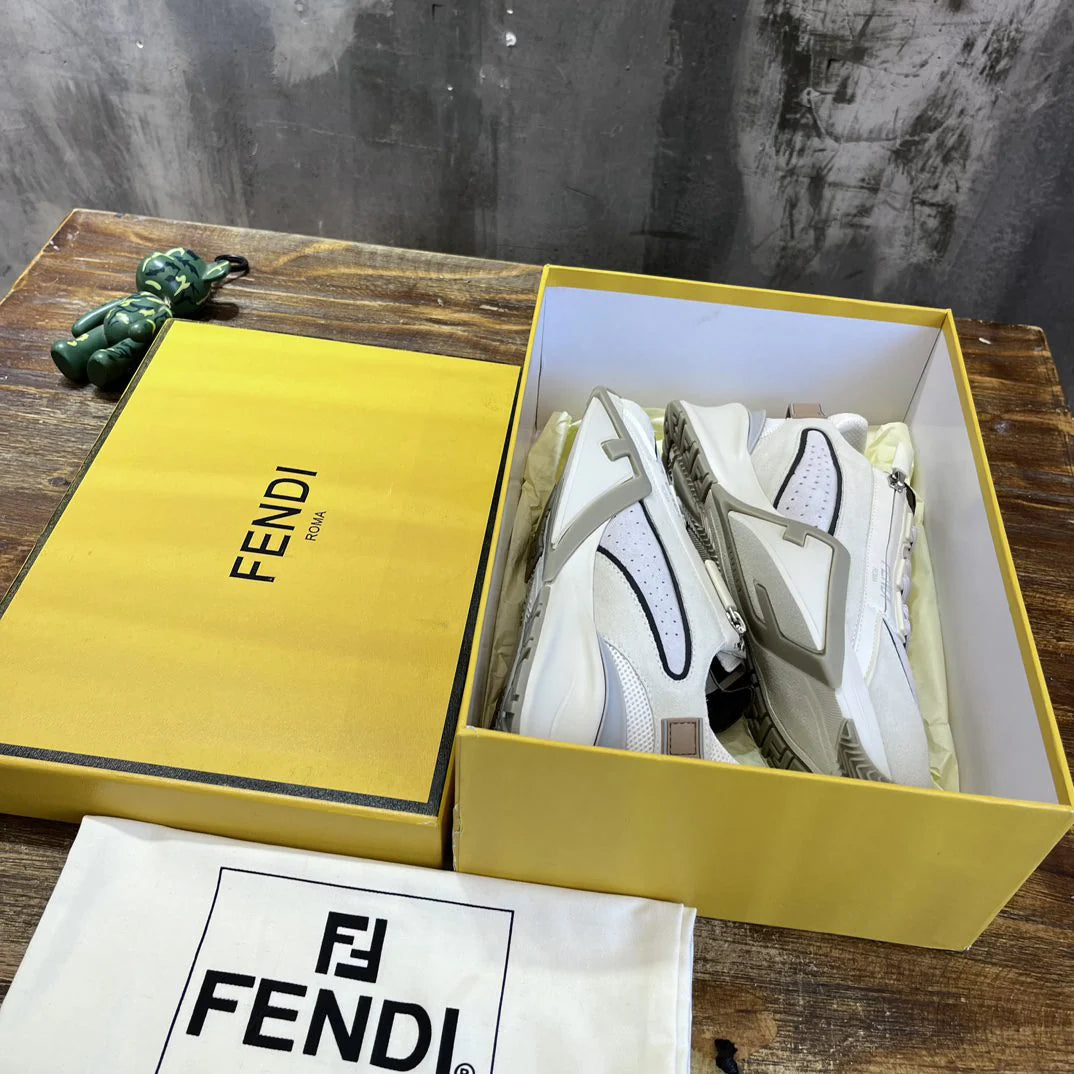 FENDI SNEAKER