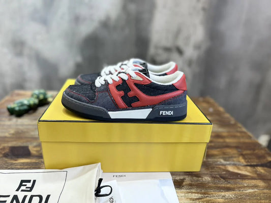 FENDI SNEAKER