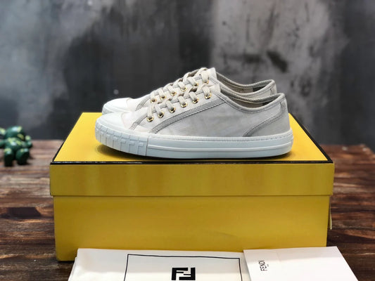 FENDI SNEAKER