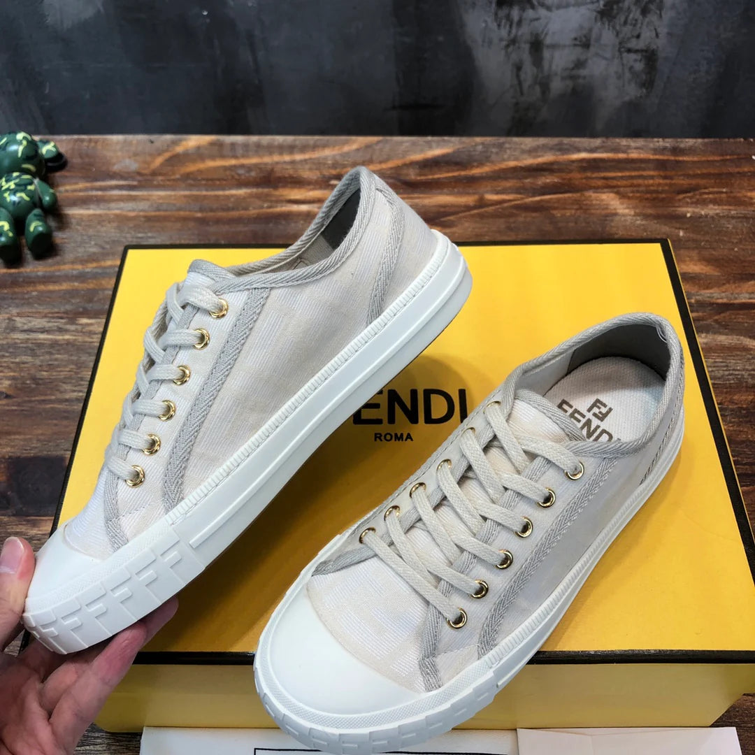 FENDI SNEAKER