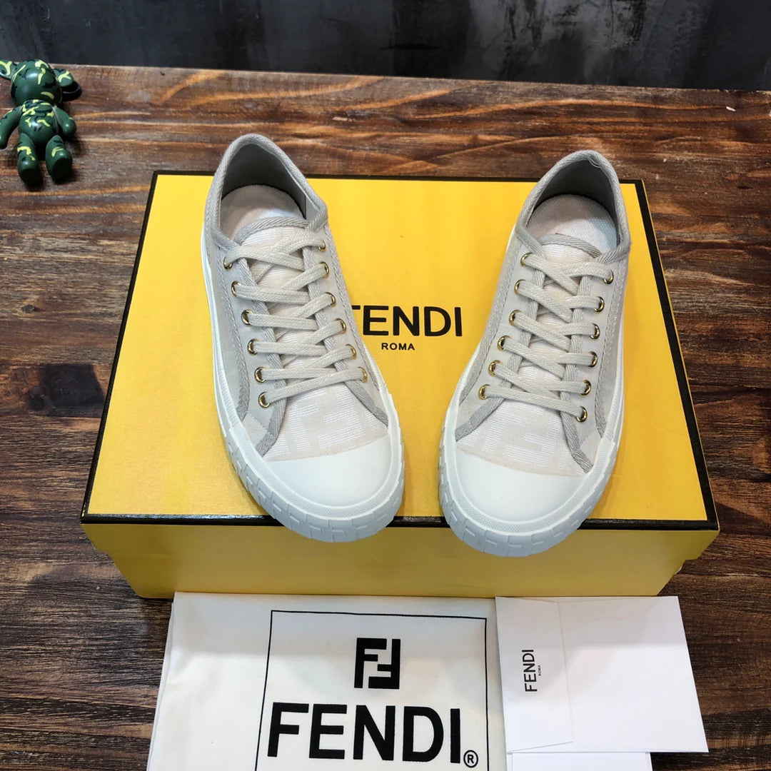 FENDI SNEAKER