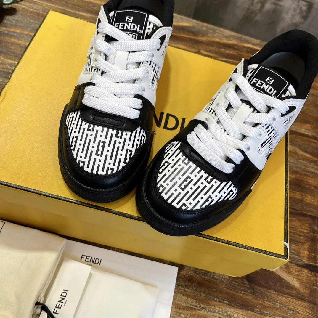 FENDI SNEAKER