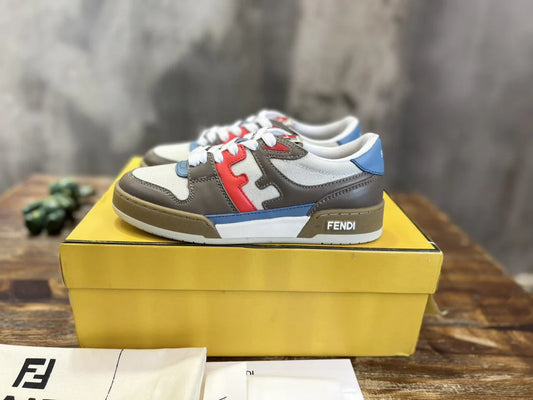 FENDI SNEAKER